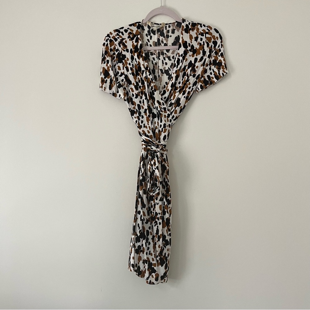 Diane Von Furstenberg Animal Print Wrap Short Dress